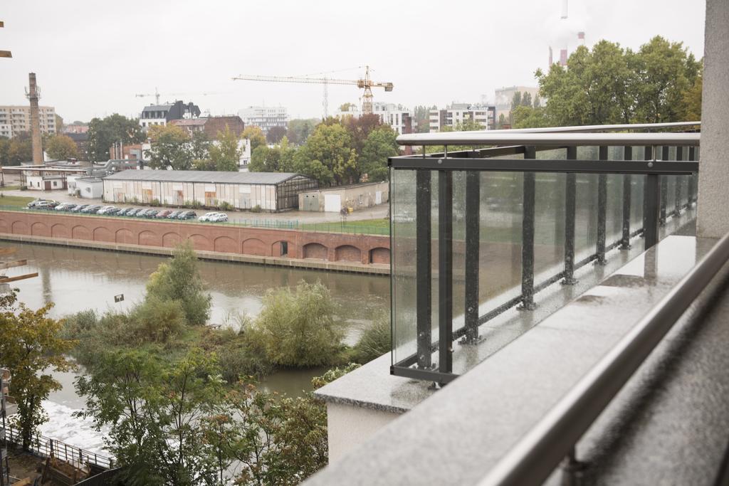 Apartament Bridge Breslavia Esterno foto